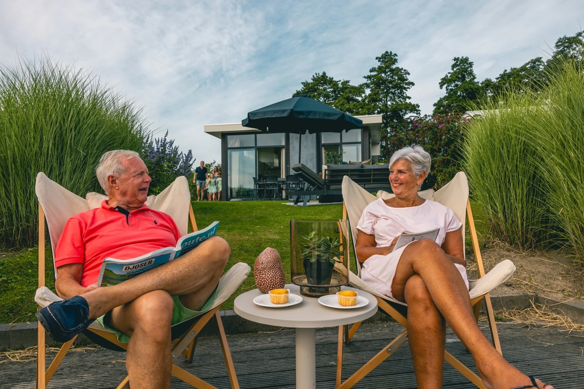 EuroParcs_Veluwemeer_elderly_couple_enjoying_their_holiday_home