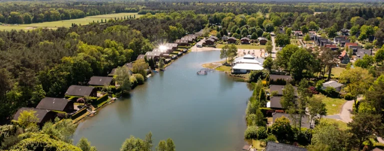Ein Ferienhaus inmitten der Natur; jede Jahreszeit hat ihren eigenen Charme